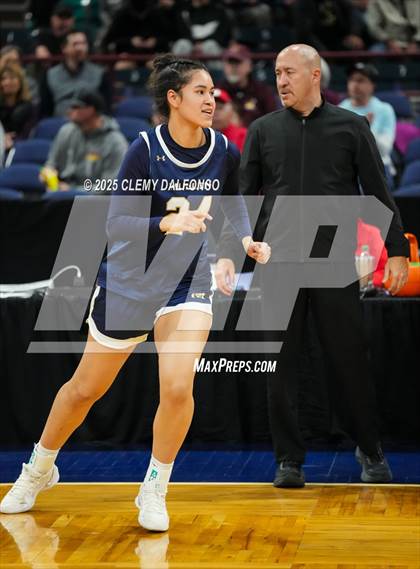 Thumbnail 3 in Mullen vs Windsor (CHSAA 5A Great 8) photogallery.