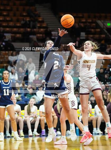 Thumbnail 3 in Mullen vs Windsor (CHSAA 5A Great 8) photogallery.