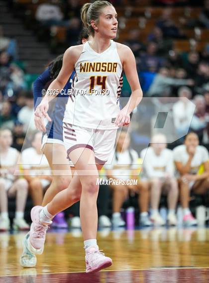 Thumbnail 2 in Mullen vs Windsor (CHSAA 5A Great 8) photogallery.