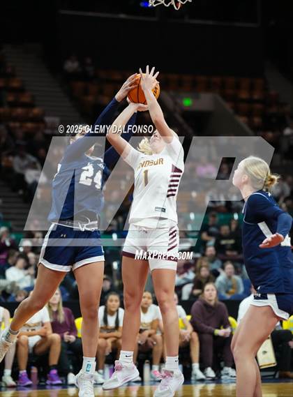 Thumbnail 2 in Mullen vs Windsor (CHSAA 5A Great 8) photogallery.