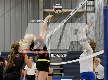 Thumbnail 3 in Signal Mountain @ Boyd-Buchanan photogallery.