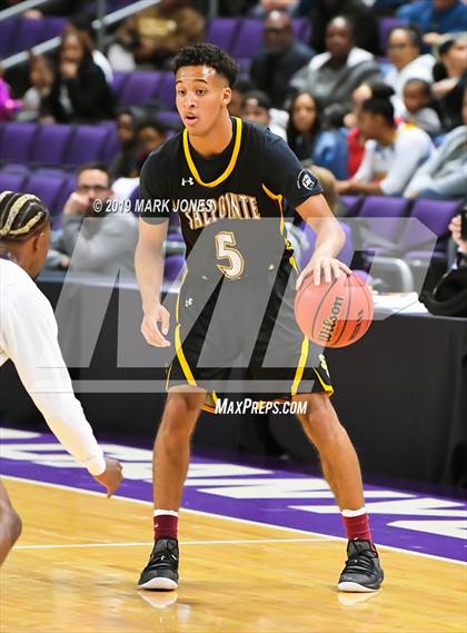 Thumbnail 2 in Shadow Mountain vs. Salpointe Catholic (AIA 4A Semifinal) photogallery.