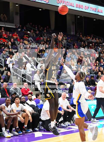Thumbnail 3 in Shadow Mountain vs. Salpointe Catholic (AIA 4A Semifinal) photogallery.