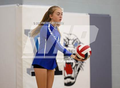 Thumbnail 1 in Tom Bean @ Van Alstyne photogallery.