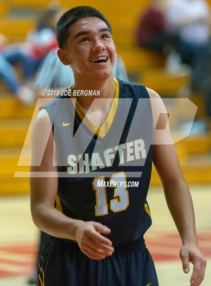 Thumbnail 2 in Shafter vs. East Bakersfield (Ralph Krave Memorial Tournament) photogallery.