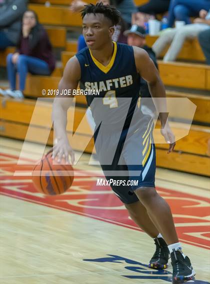 Thumbnail 2 in Shafter vs. East Bakersfield (Ralph Krave Memorial Tournament) photogallery.