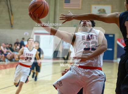 Thumbnail 1 in Shafter vs. East Bakersfield (Ralph Krave Memorial Tournament) photogallery.