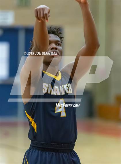 Thumbnail 1 in Shafter vs. East Bakersfield (Ralph Krave Memorial Tournament) photogallery.