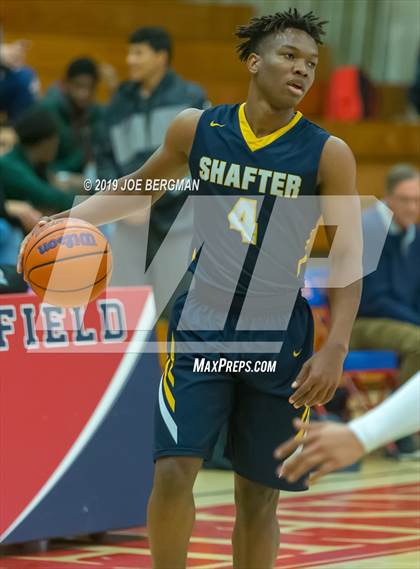 Thumbnail 2 in Shafter vs. East Bakersfield (Ralph Krave Memorial Tournament) photogallery.
