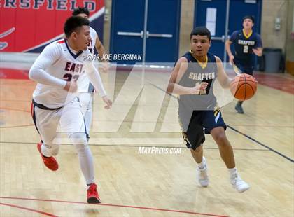 Thumbnail 3 in Shafter vs. East Bakersfield (Ralph Krave Memorial Tournament) photogallery.