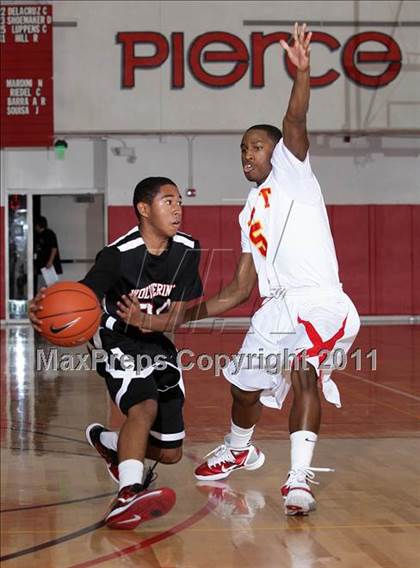 Thumbnail 3 in Taft @ Harvard-Westlake photogallery.