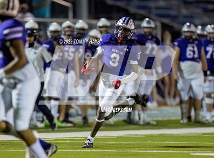 Thumbnail 3 in Newton vs. Hughes Springs (UIL 3A D-II Bi-District Playoff) photogallery.