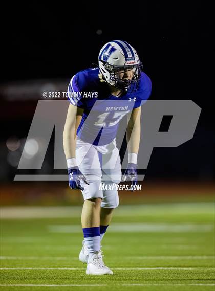 Thumbnail 3 in Newton vs. Hughes Springs (UIL 3A D-II Bi-District Playoff) photogallery.
