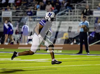 Thumbnail 3 in Newton vs. Hughes Springs (UIL 3A D-II Bi-District Playoff) photogallery.