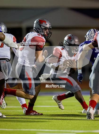 Thumbnail 2 in Newton vs. Hughes Springs (UIL 3A D-II Bi-District Playoff) photogallery.