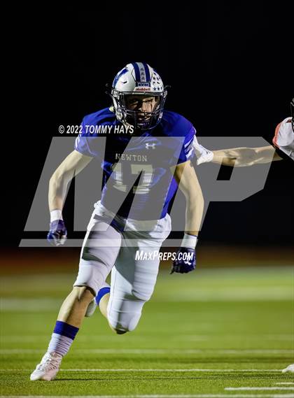 Thumbnail 3 in Newton vs. Hughes Springs (UIL 3A D-II Bi-District Playoff) photogallery.