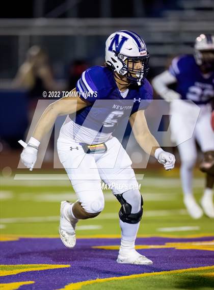 Thumbnail 3 in Newton vs. Hughes Springs (UIL 3A D-II Bi-District Playoff) photogallery.