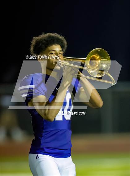 Thumbnail 1 in Newton vs. Hughes Springs (UIL 3A D-II Bi-District Playoff) photogallery.