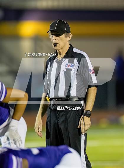 Thumbnail 3 in Newton vs. Hughes Springs (UIL 3A D-II Bi-District Playoff) photogallery.