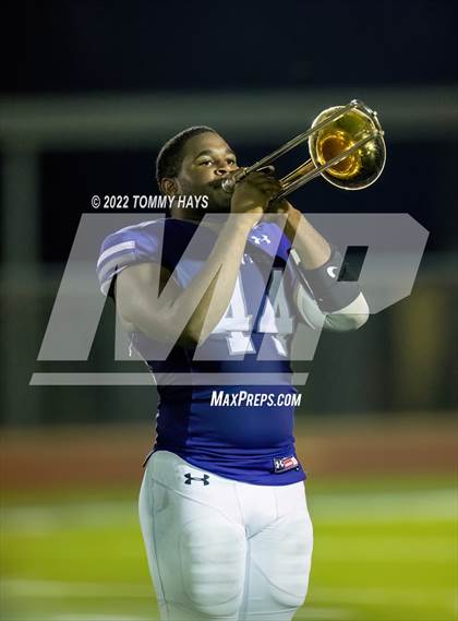 Thumbnail 2 in Newton vs. Hughes Springs (UIL 3A D-II Bi-District Playoff) photogallery.