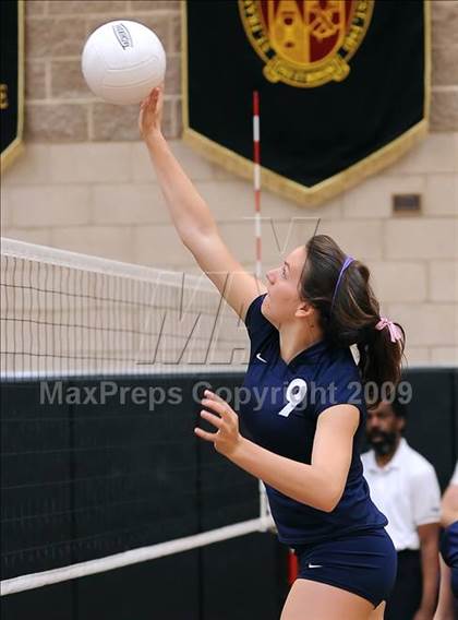 Thumbnail 2 in Golden Sierra vs. Nevada Union (Super 8 Tournament) photogallery.