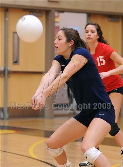 Thumbnail 2 in Golden Sierra vs. Nevada Union (Super 8 Tournament) photogallery.