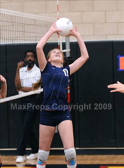 Thumbnail 2 in Golden Sierra vs. Nevada Union (Super 8 Tournament) photogallery.