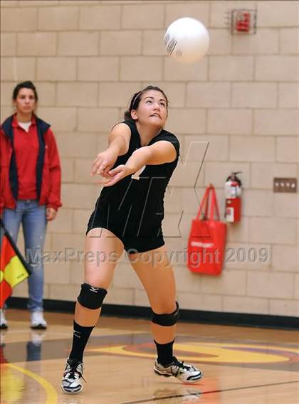 Thumbnail 1 in Golden Sierra vs. Nevada Union (Super 8 Tournament) photogallery.