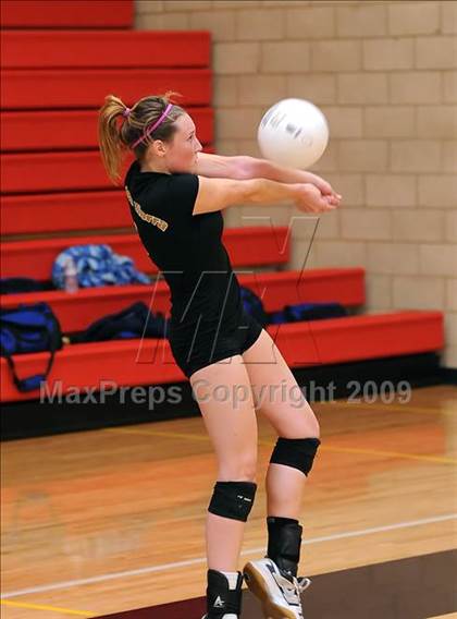 Thumbnail 1 in Golden Sierra vs. Nevada Union (Super 8 Tournament) photogallery.