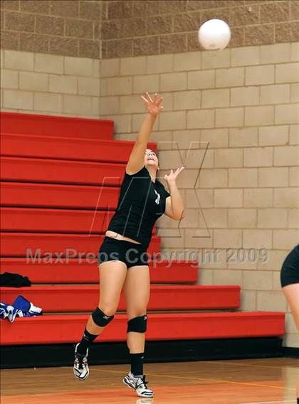 Thumbnail 1 in Golden Sierra vs. Nevada Union (Super 8 Tournament) photogallery.