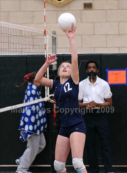 Thumbnail 3 in Golden Sierra vs. Nevada Union (Super 8 Tournament) photogallery.