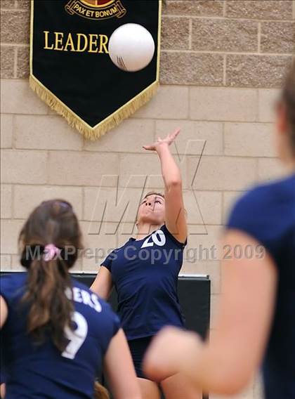 Thumbnail 2 in Golden Sierra vs. Nevada Union (Super 8 Tournament) photogallery.