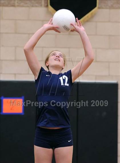 Thumbnail 2 in Golden Sierra vs. Nevada Union (Super 8 Tournament) photogallery.