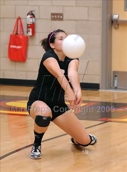 Thumbnail 2 in Golden Sierra vs. Nevada Union (Super 8 Tournament) photogallery.