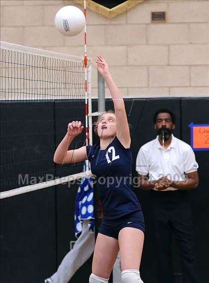 Thumbnail 1 in Golden Sierra vs. Nevada Union (Super 8 Tournament) photogallery.