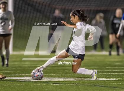 Thumbnail 1 in Santiago vs. Millikan photogallery.