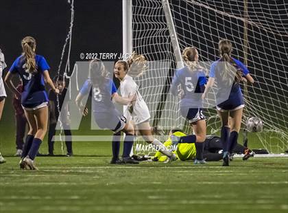 Thumbnail 3 in Santiago vs. Millikan photogallery.