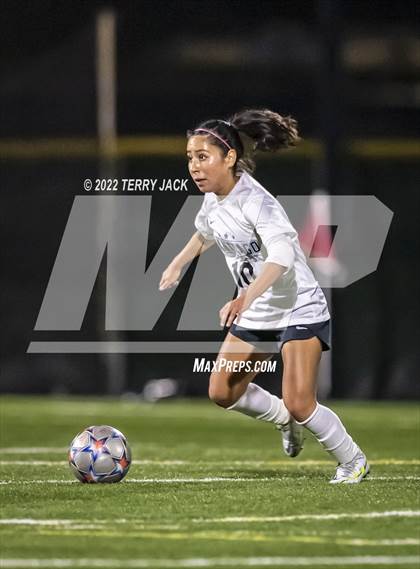 Thumbnail 2 in Santiago vs. Millikan photogallery.