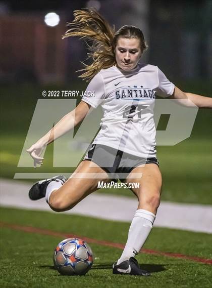 Thumbnail 1 in Santiago vs. Millikan photogallery.