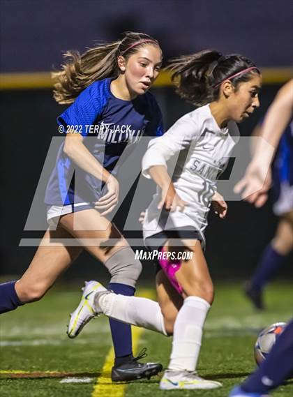 Thumbnail 1 in Santiago vs. Millikan photogallery.