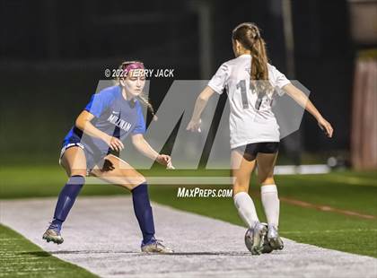 Thumbnail 2 in Santiago vs. Millikan photogallery.