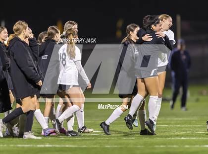 Thumbnail 3 in Santiago vs. Millikan photogallery.