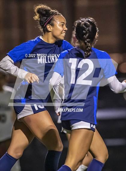 Thumbnail 2 in Santiago vs. Millikan photogallery.