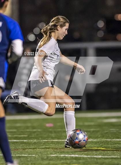 Thumbnail 2 in Santiago vs. Millikan photogallery.