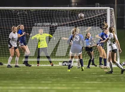 Thumbnail 3 in Santiago vs. Millikan photogallery.