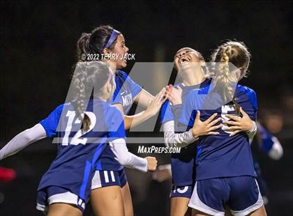 Thumbnail 3 in Santiago vs. Millikan photogallery.