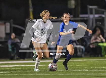Thumbnail 3 in Santiago vs. Millikan photogallery.