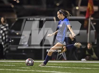 Thumbnail 2 in Santiago vs. Millikan photogallery.