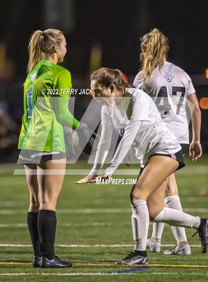 Thumbnail 3 in Santiago vs. Millikan photogallery.