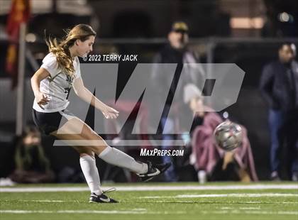 Thumbnail 2 in Santiago vs. Millikan photogallery.